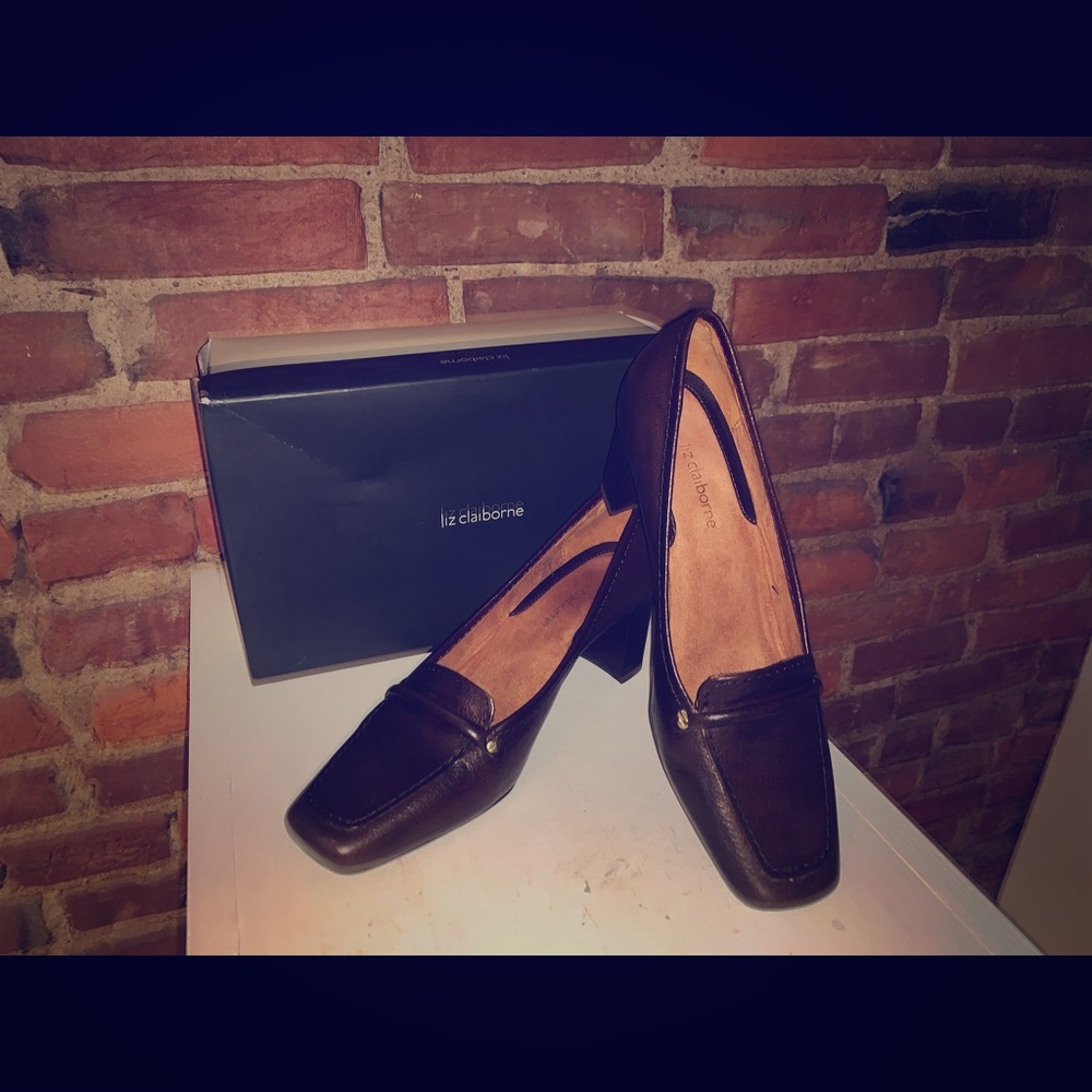 Liz Claiborne Classic Brown Loafer Heels